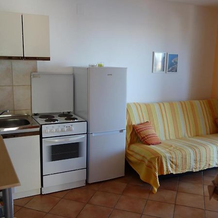 לוקובו Apartments Lavanda מראה חיצוני תמונה