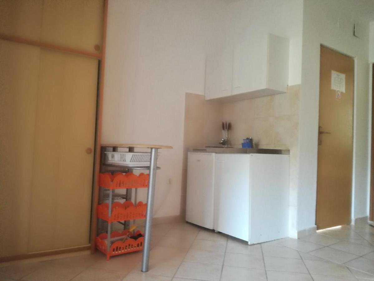 לוקובו Apartments Lavanda מראה חיצוני תמונה