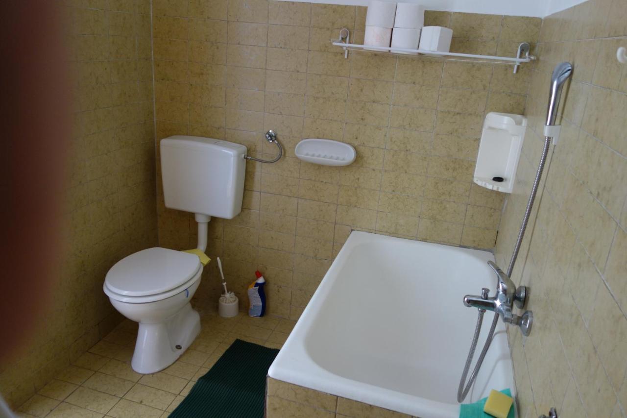 לוקובו Apartments Lavanda מראה חיצוני תמונה